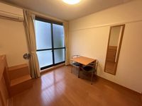 レオパレスクレイン 居間