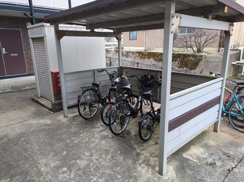 レオパレスＳＵＮＲＯＳＥ 共用部分