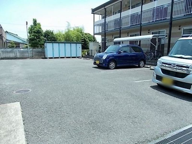 レオパレスＶｉｅｎｔｏ 駐車場