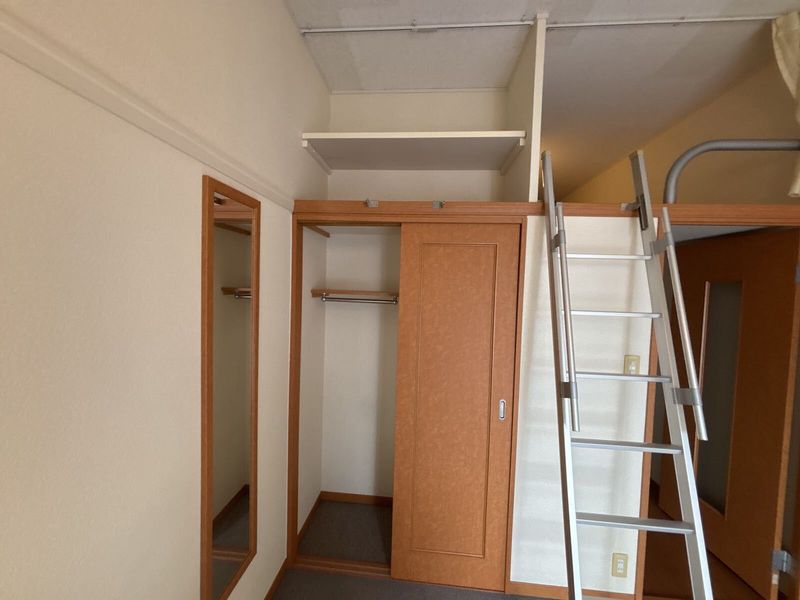 レオパレス原宿 収納