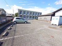 レオパレス本郷 undefined