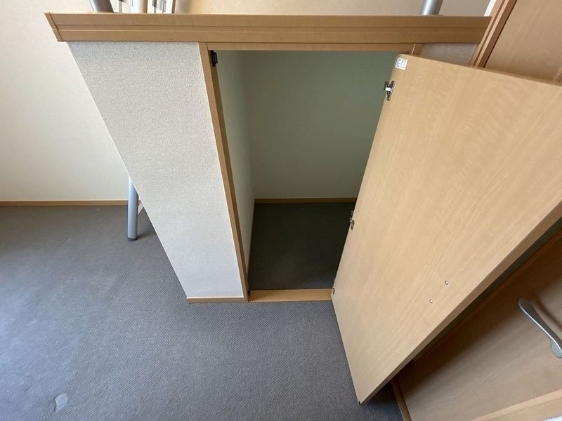 レオパレスＴＡＫＡ 収納