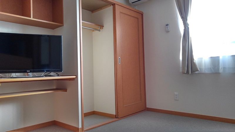 レオパレスヴィクトワールⅡ 収納