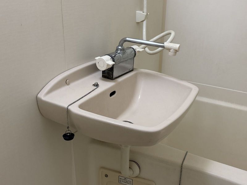 レオパレスバックス 洗面台