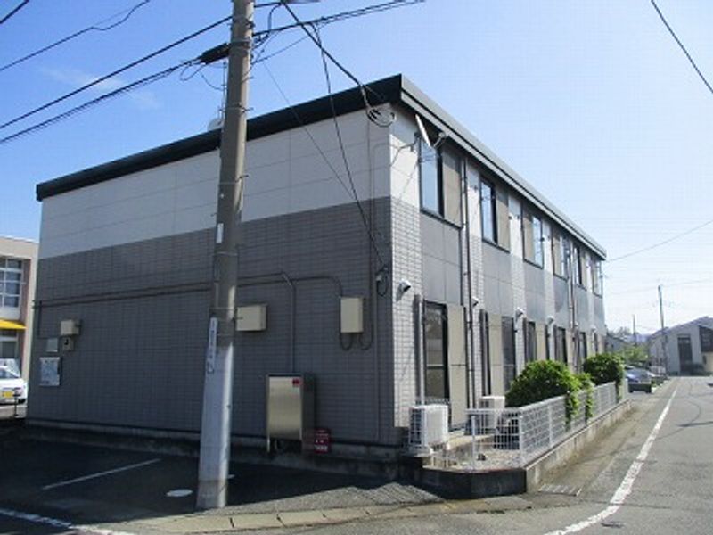 レオパレスセレッソ 外観