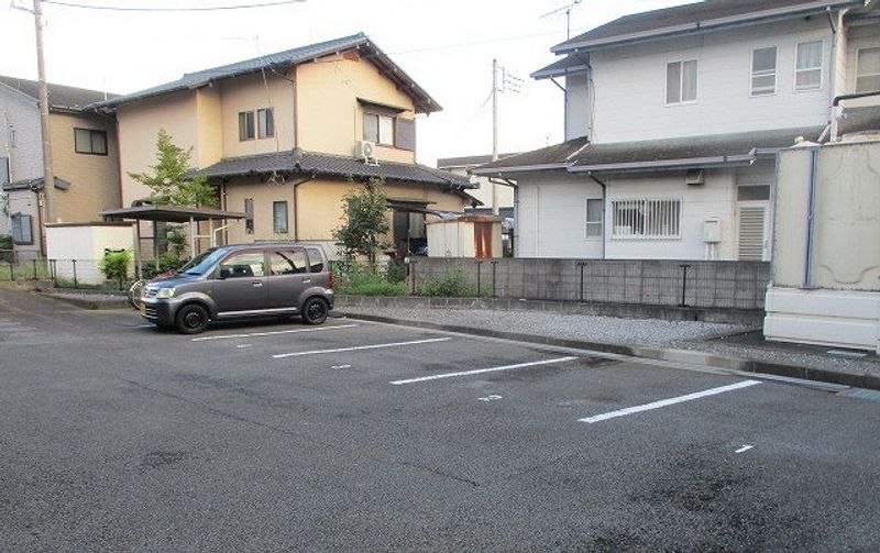 レオパレス門池Ⅳ 駐車場