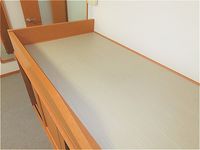 レオパレスグラン花咲 寝室