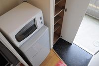 レオパレスフィオーレ 玄関