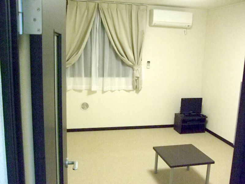 LEONEXT Turtle Crane I Phòng khách