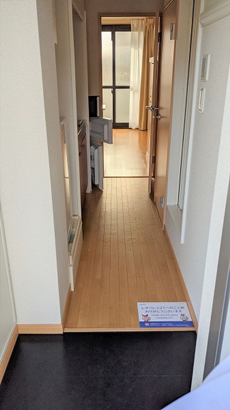 レオパレスベガ甲府南 玄関
