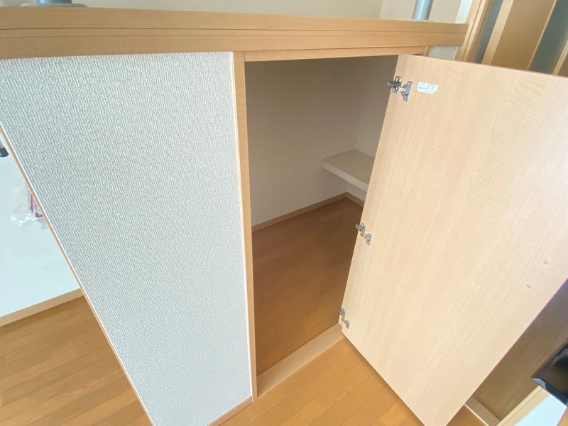レオパレスふじ 収納