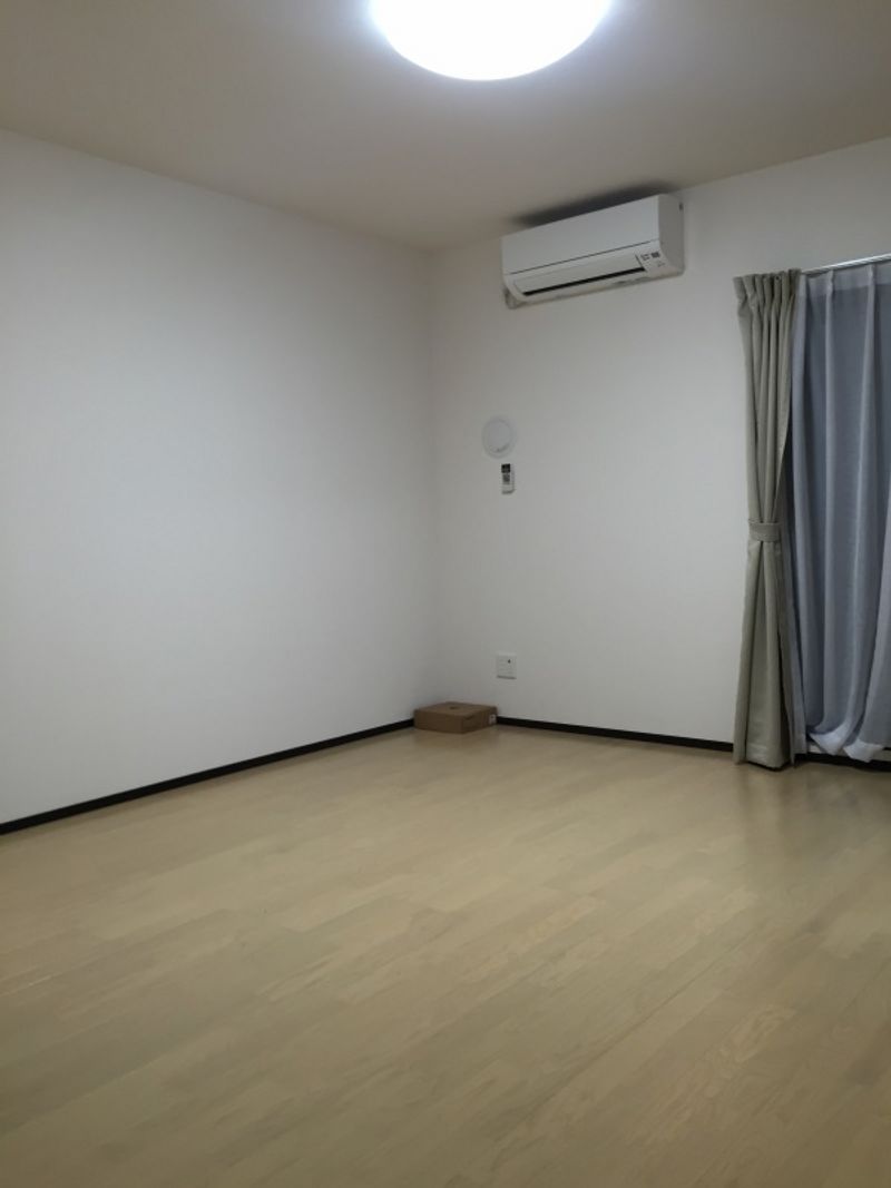 LEONEXT Ti Emu 거실