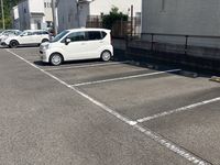 レオパレス大平ＫⅠ 駐車場