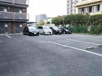 レオパレスくまもと 駐車場