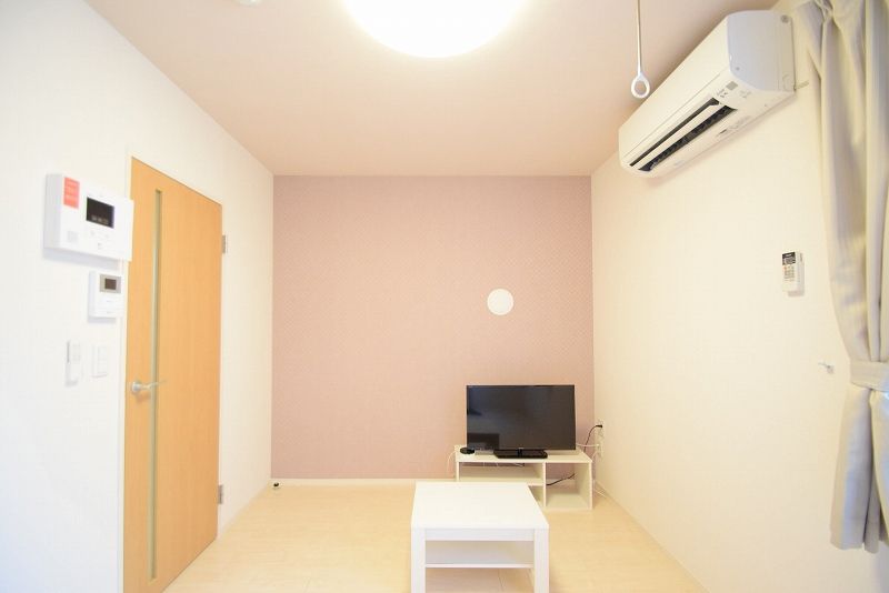 CLEINO INO III Living room