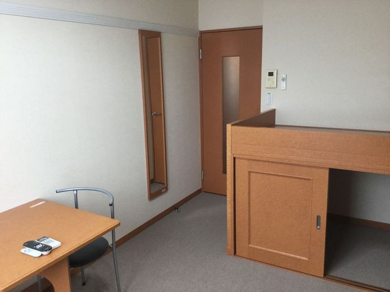 レオパレスＷＨＩＴＥ　ＳＵＮ 居間