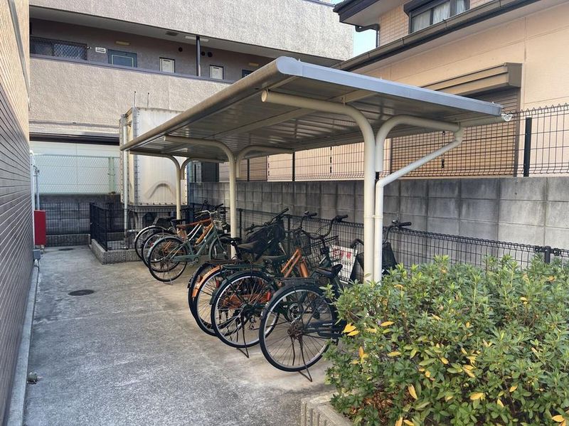 レオパレスネスト中百舌鳥 共用部分