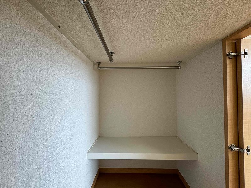 レオネクストアークセルシオ 収納