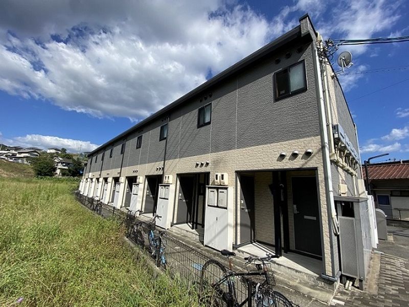 レオパレスシャルマンⅡ 外観