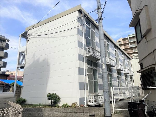 leopalace Higashiyama 외관