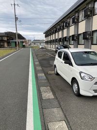 レオパレスアフルァンツ 駐車場