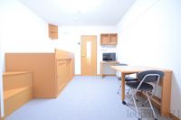 レオパレスサニーコート中山 居間