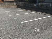 レオパレス宮司東 駐車場