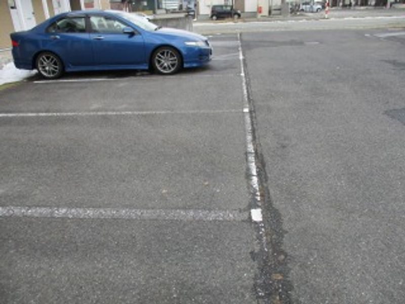 レオパレスＡＫＡＴＵＫＩ 駐車場