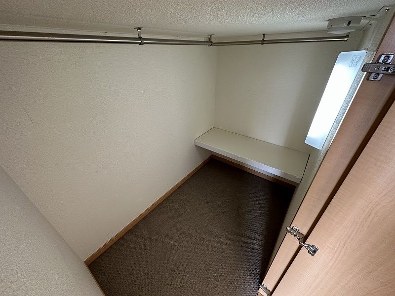レオパレスシフォン 収納