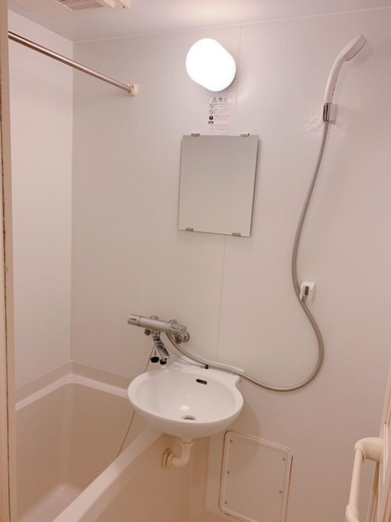 レオパレスエクレール甲子園口 風呂