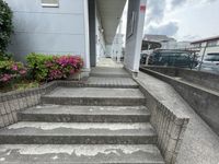 レオパレスウエスト羽生 エントランス