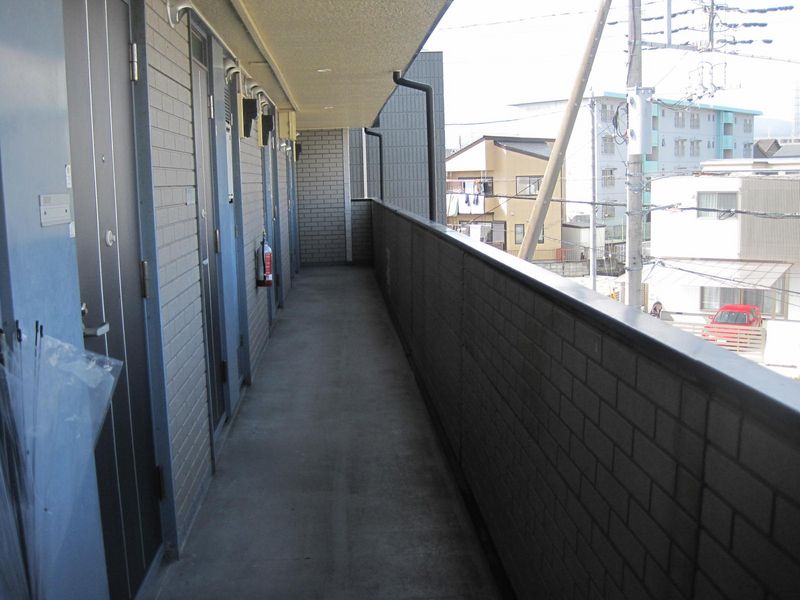 レオパレスタカダ 共用部分