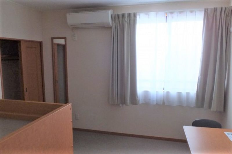 レオパレスデキシントン街７６７ 居間