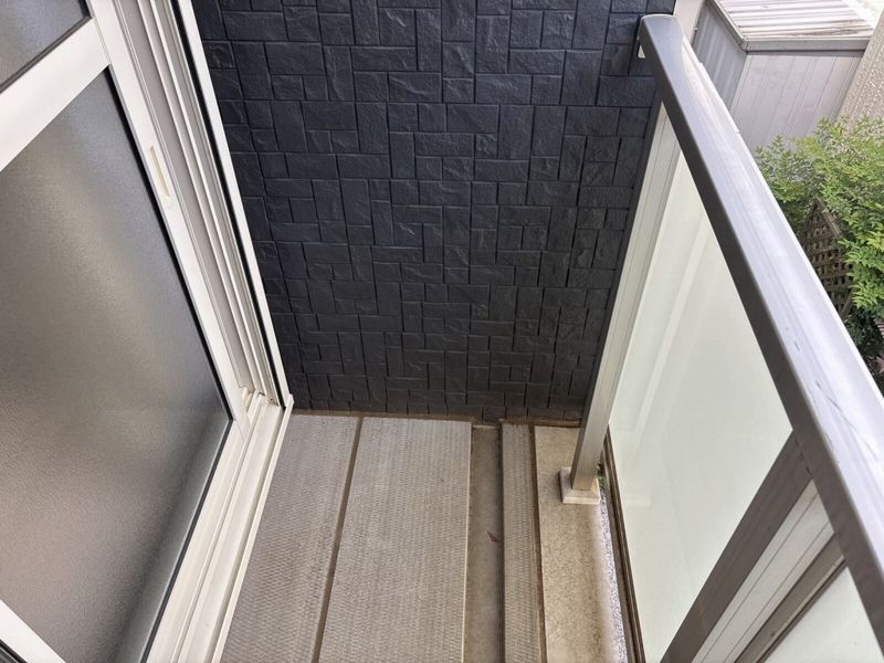 レオネクストセレーノ バルコニー