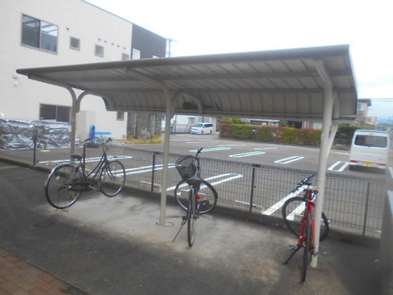 レオパレストモエ 共用部分