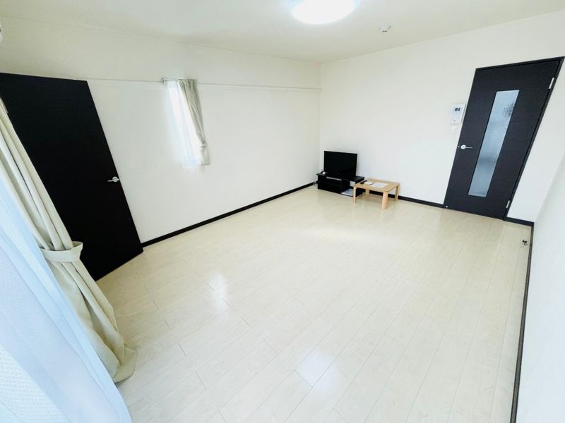 レオネクスト飛鳥 居間