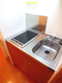 レオパレスマ　メゾン キッチン