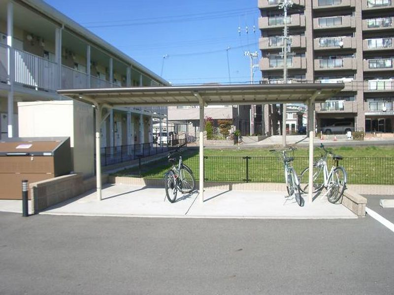 レオパレス魚住南 共用部分