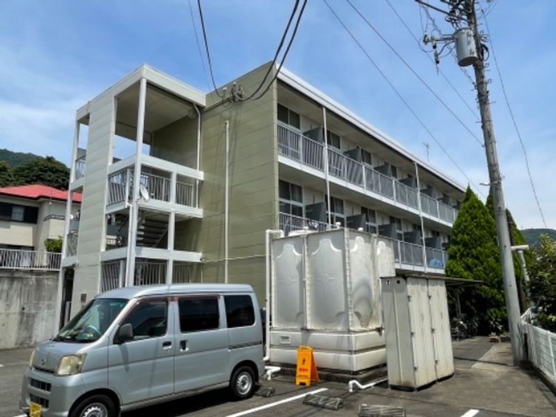 レオパレスＩＳＥＹＡ 外観