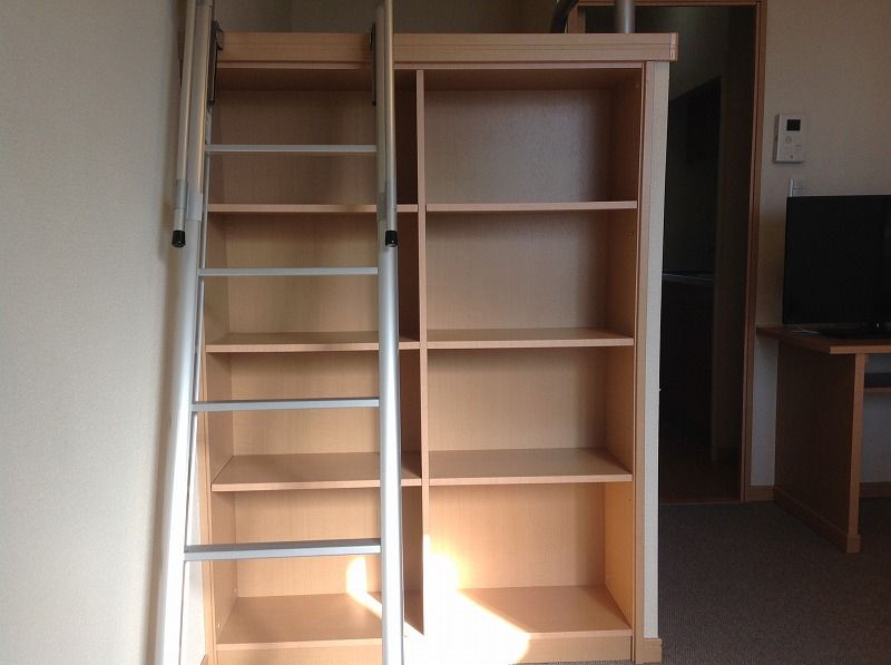 leopalace Aoyama II Storage