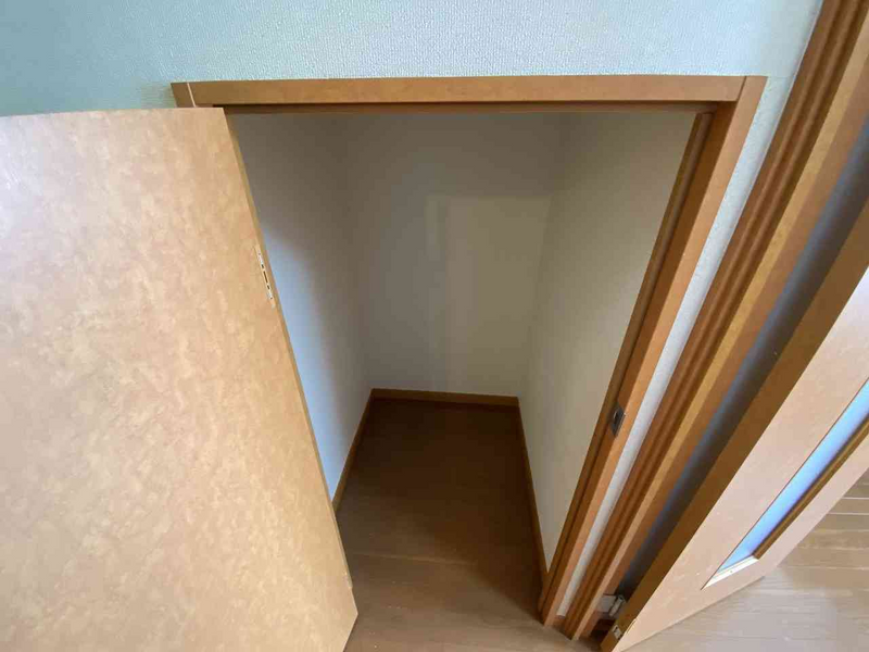 レオパレス璃風２００３ 収納