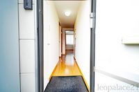 レオパレス鬼崎 玄関