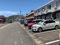 レオパレス８７４ 駐車場