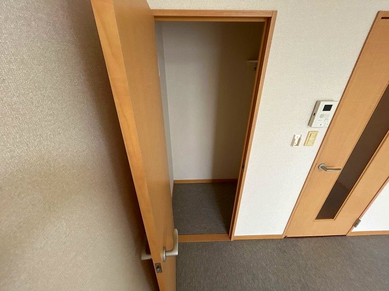 レオパレスエスペランサ扇 収納