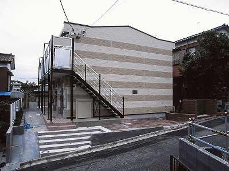 レオパレスドリーミー湘南Ⅲ 外観