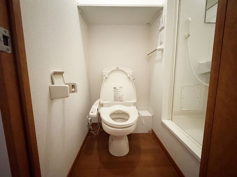 レオパレス西京 トイレ