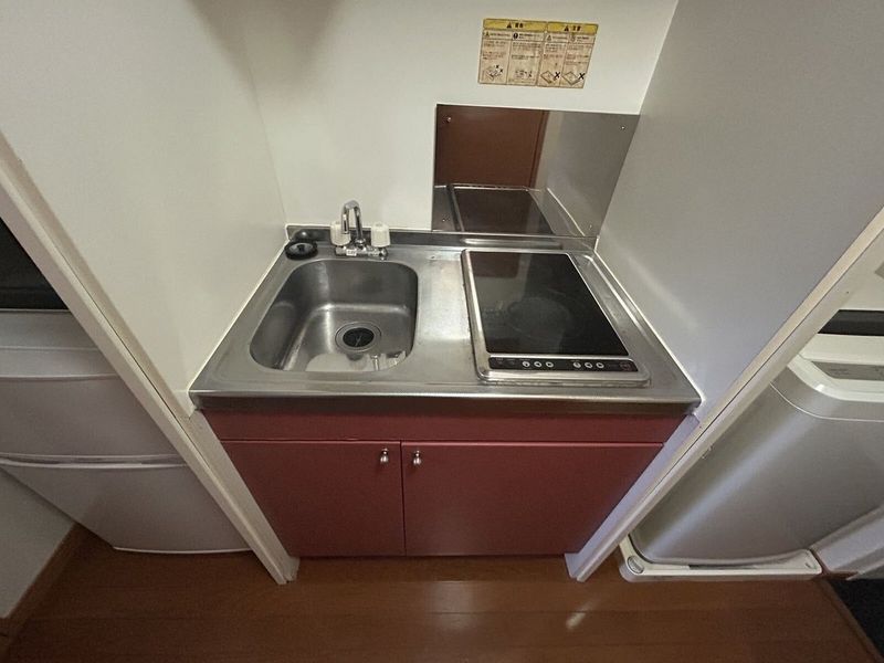 レオパレスｐｉｎｅ　ｃｒｅｓｔ キッチン
