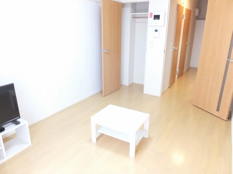 CLEINO Sun Hills Living room