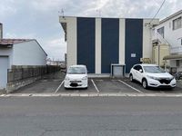 レオネクスト西津田 駐車場
