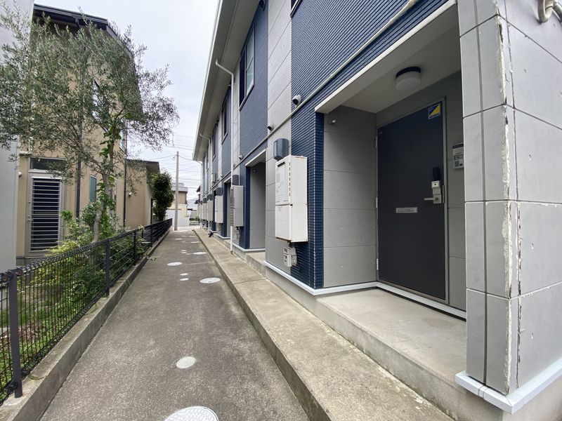 レオネクストＳＵＮＦＩＴ エントランス